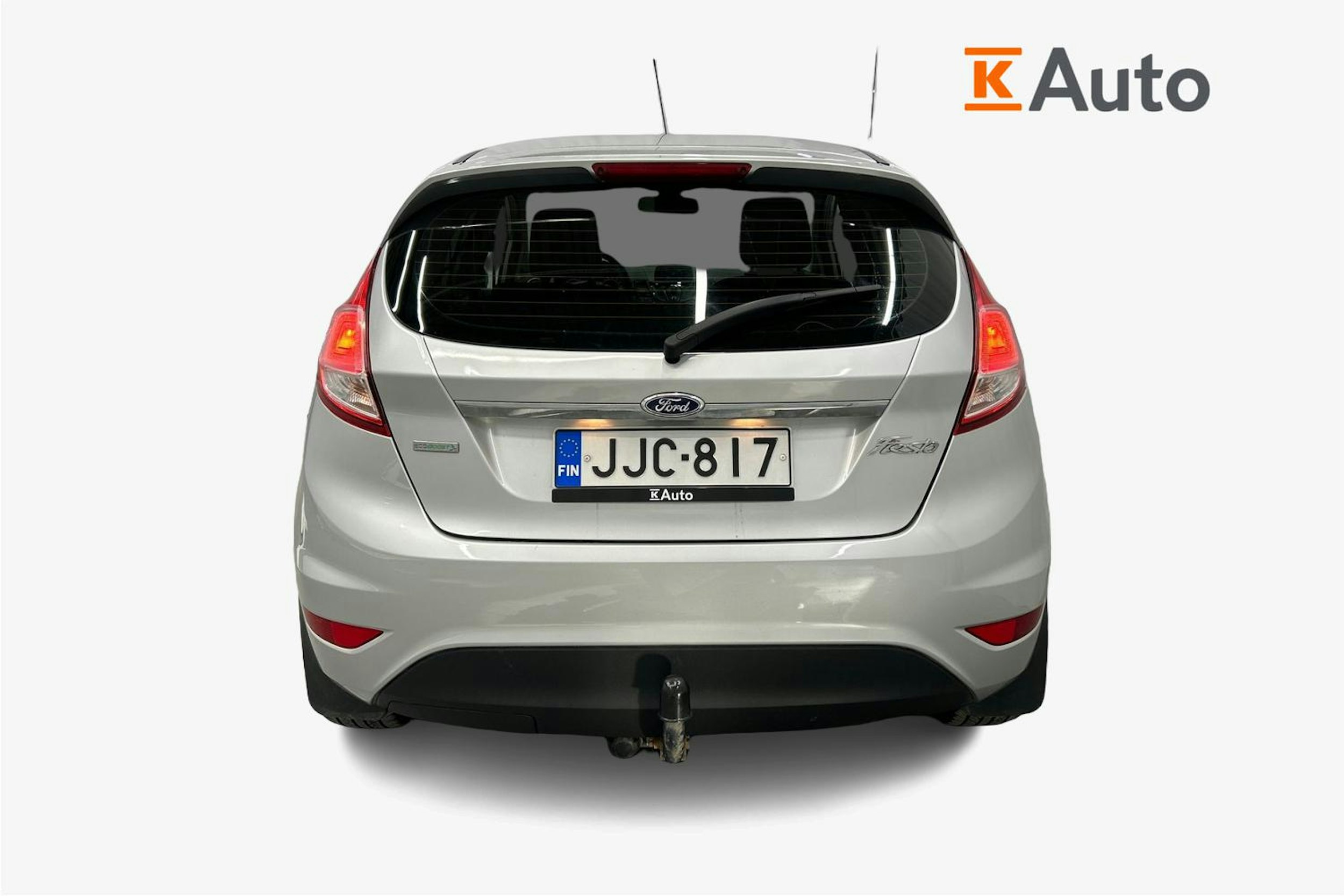 harmaa Ford Fiesta 2014 kuva 3.