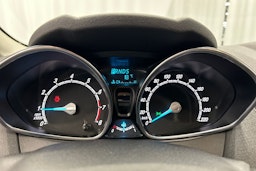 harmaa Ford Fiesta 2014 kuva 19.