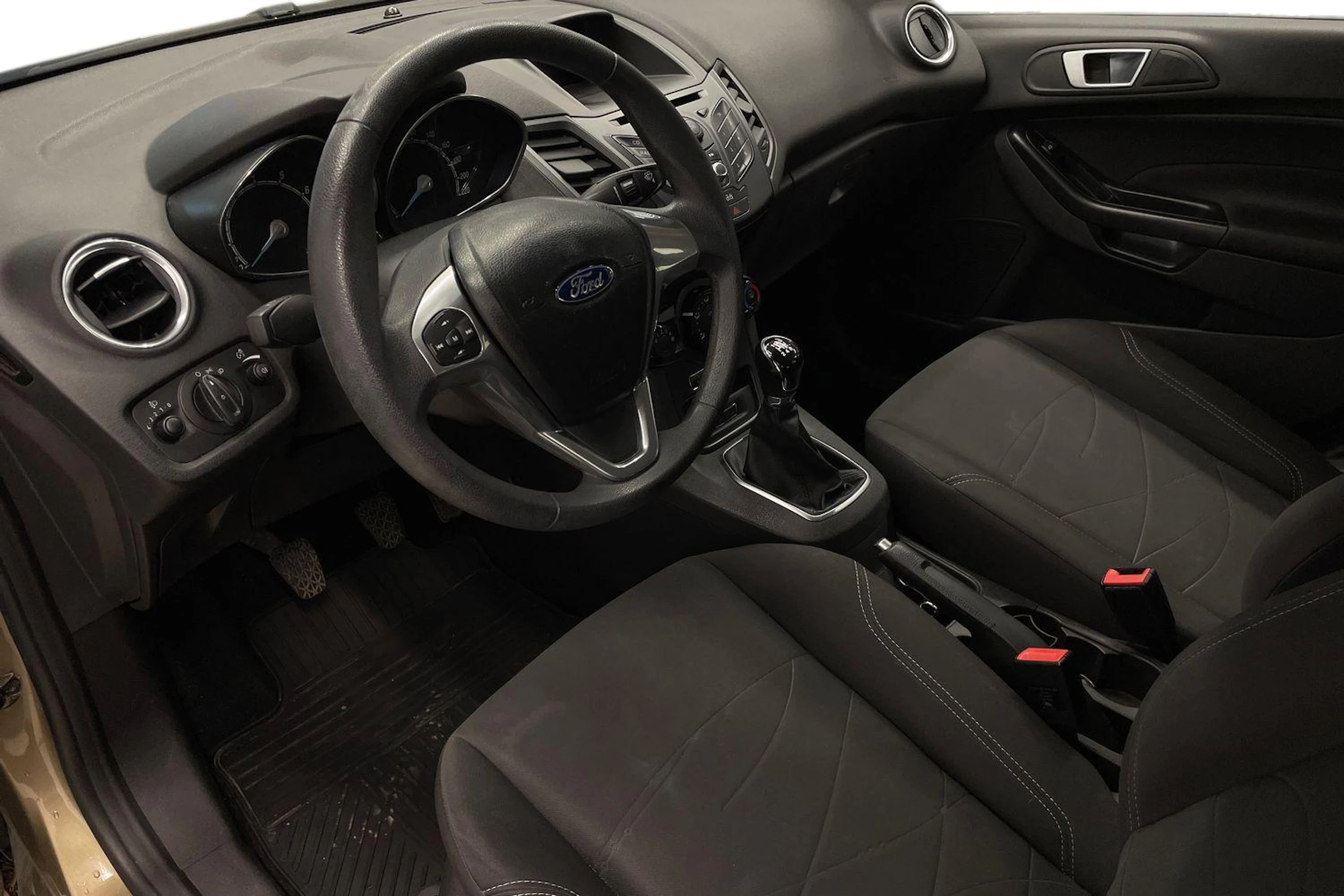 Ruskea (beige) Ford FIESTA 2014 kuva 6.