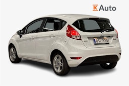 valkoinen Ford Fiesta 2015 kuva 2.