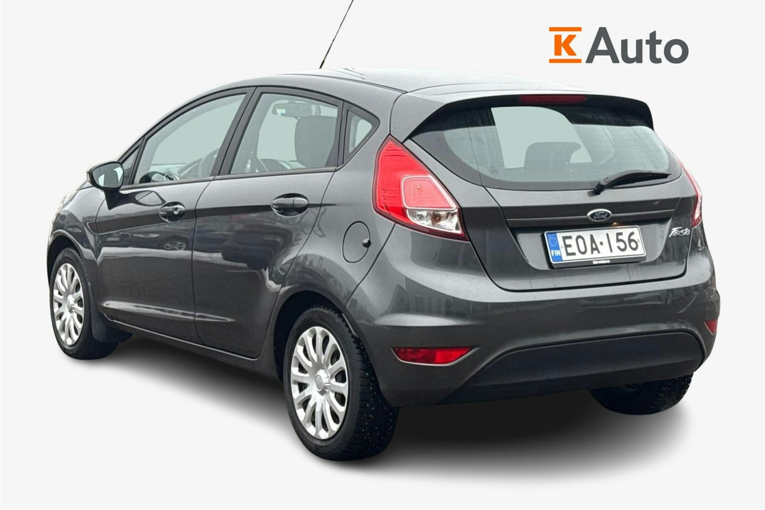 harmaa Ford Fiesta 2015 kuva 2.