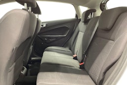 Valkoinen Ford FIESTA 2015 kuva 10.