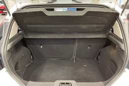 Valkoinen Ford FIESTA 2015 kuva 14.