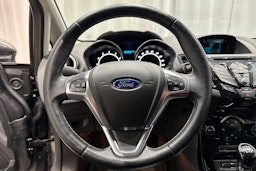 harmaa Ford Fiesta 2015 kuva 15.