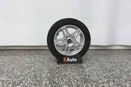 Valkoinen Ford FIESTA 2015 kuva 13.
