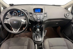 harmaa Ford Fiesta 2016 kuva 9.