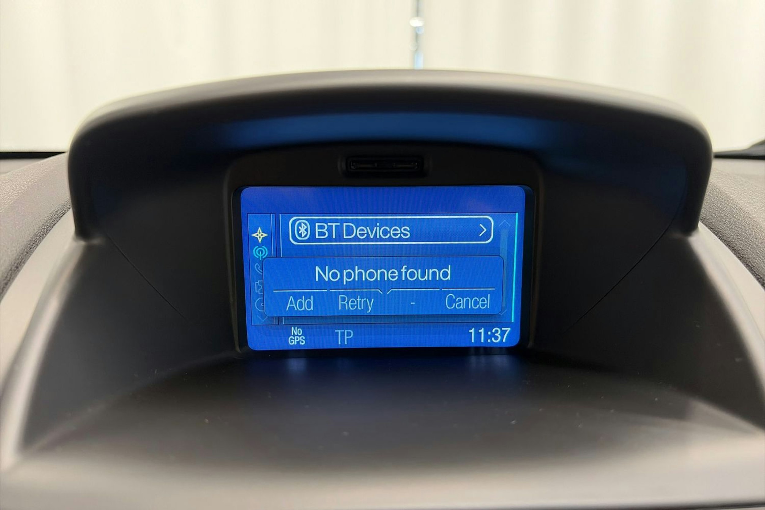 harmaa Ford Fiesta 2016 kuva 19.