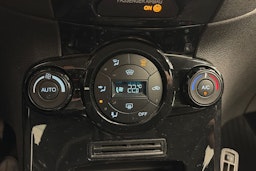 harmaa Ford Fiesta 2016 kuva 21.