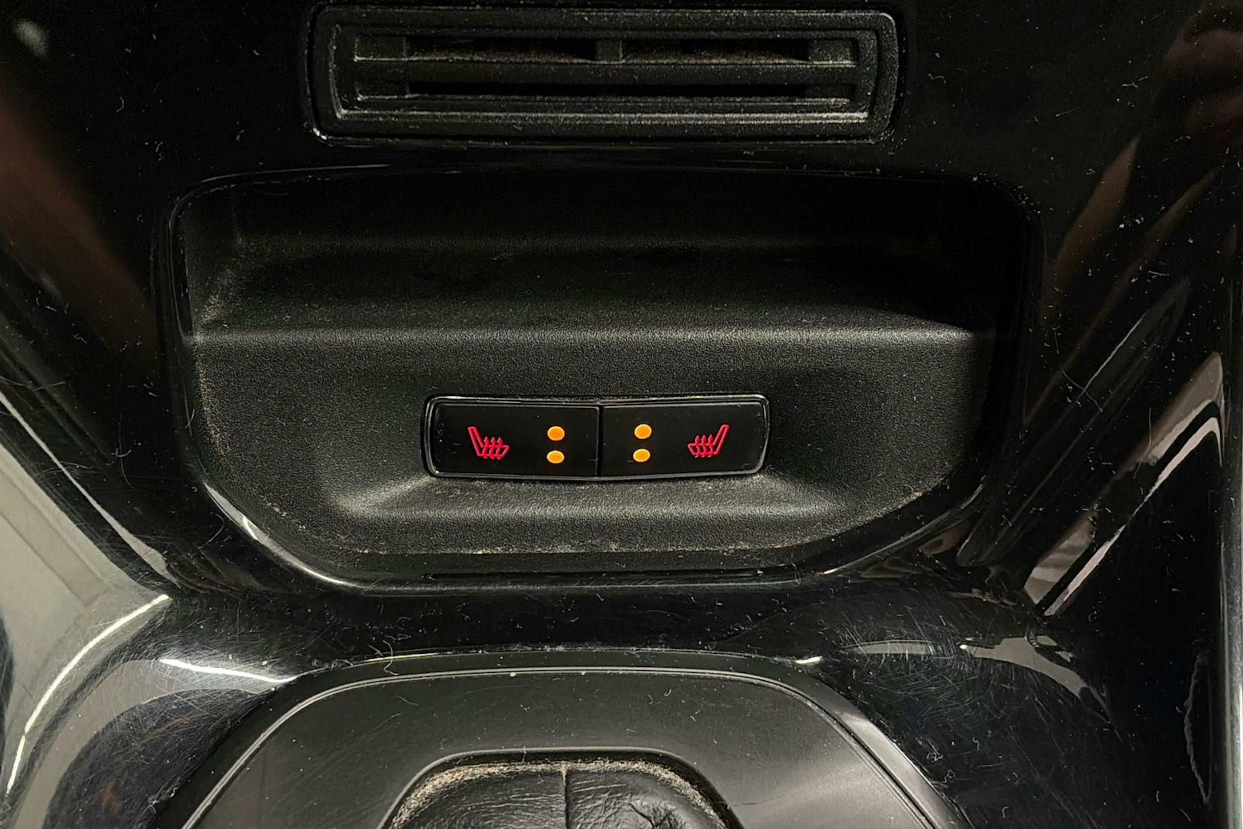 harmaa Ford Fiesta 2016 kuva 22.