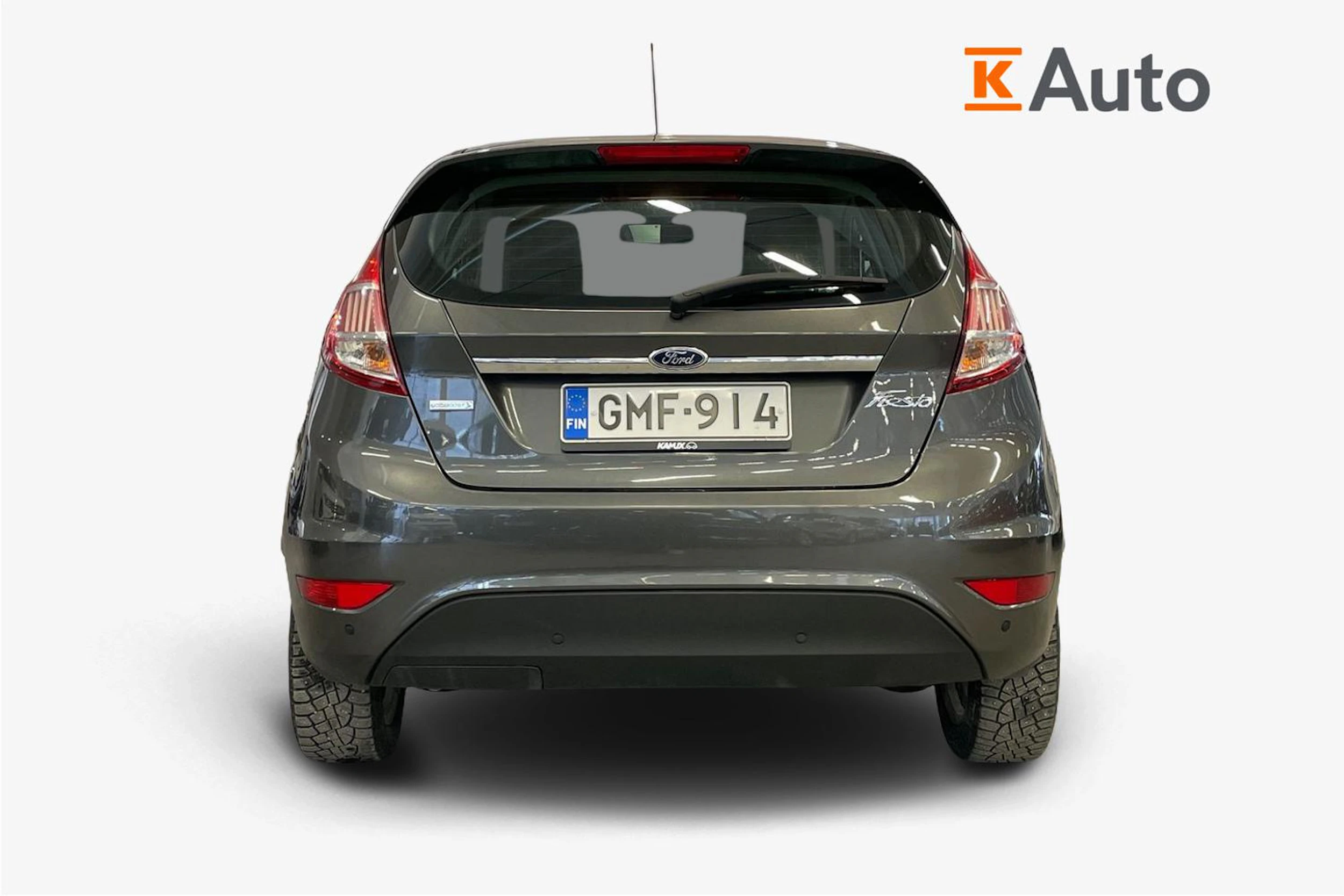 harmaa Ford Fiesta 2016 kuva 3.