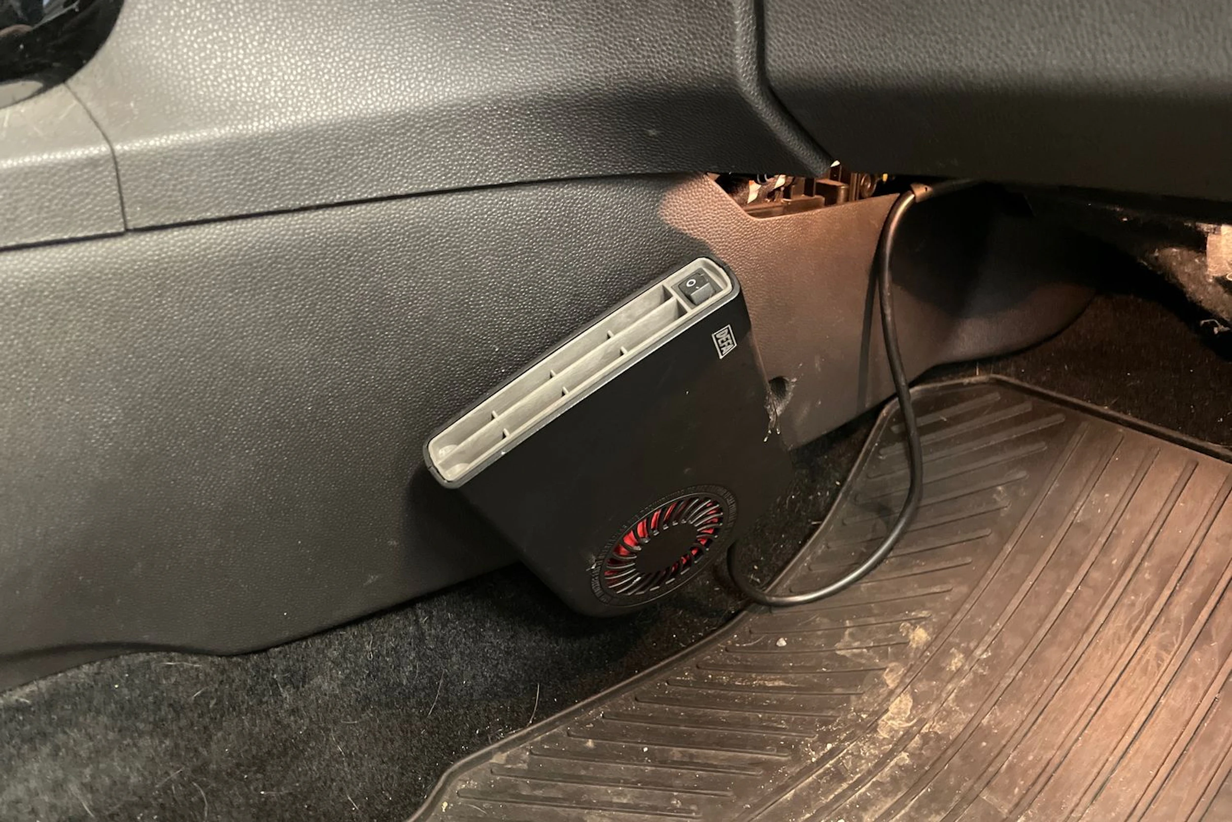 harmaa Ford Fiesta 2016 kuva 14.