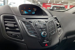 Sininen Ford FIESTA 2016 kuva 12.