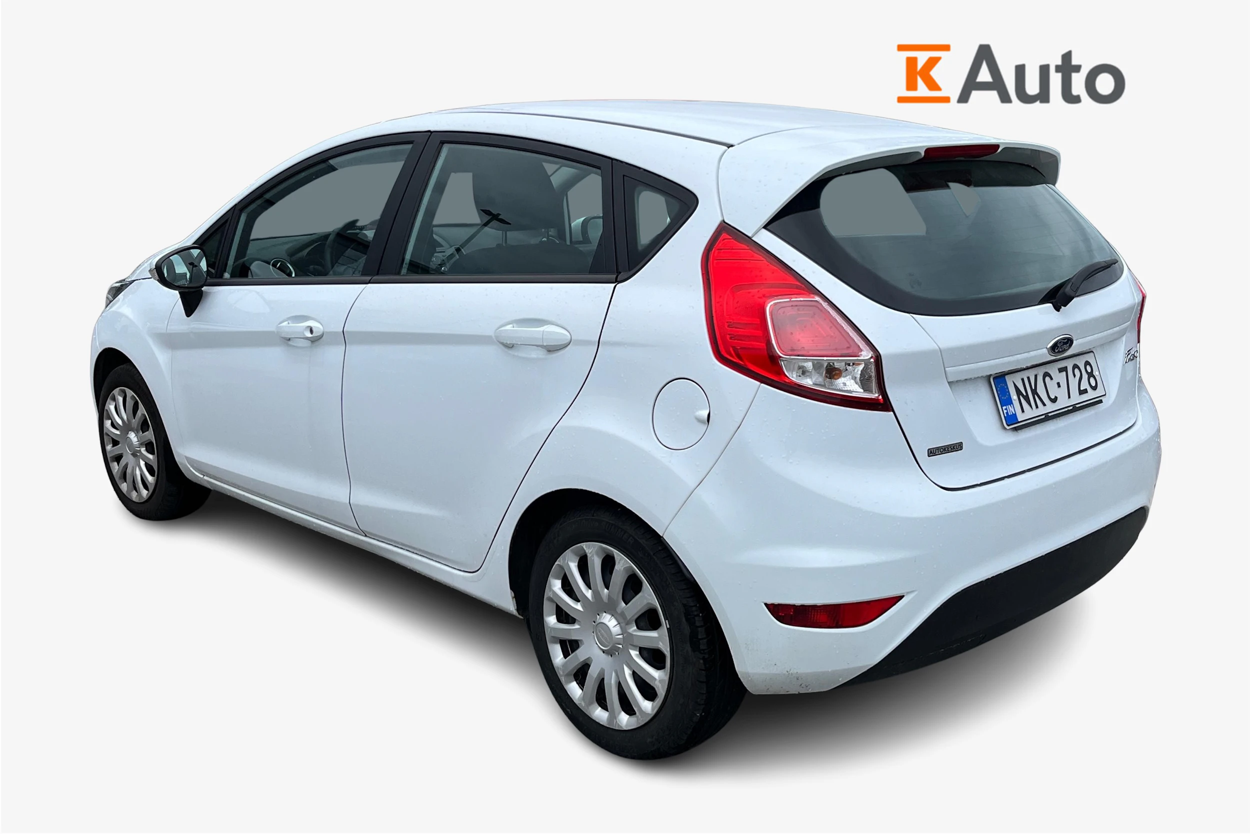 Valkoinen Ford FIESTA 2016 kuva 2.