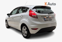 Valkoinen Ford FIESTA 2016 kuva 2.