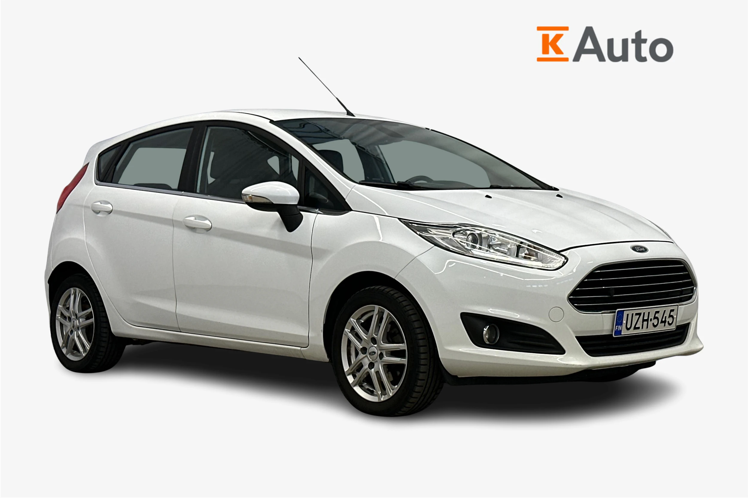 valkoinen Ford Fiesta 2016 kuva 1.