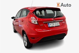 punainen Ford Fiesta 2016 kuva 2.