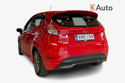 Punainen Ford Fiesta 2016 kuva 2.