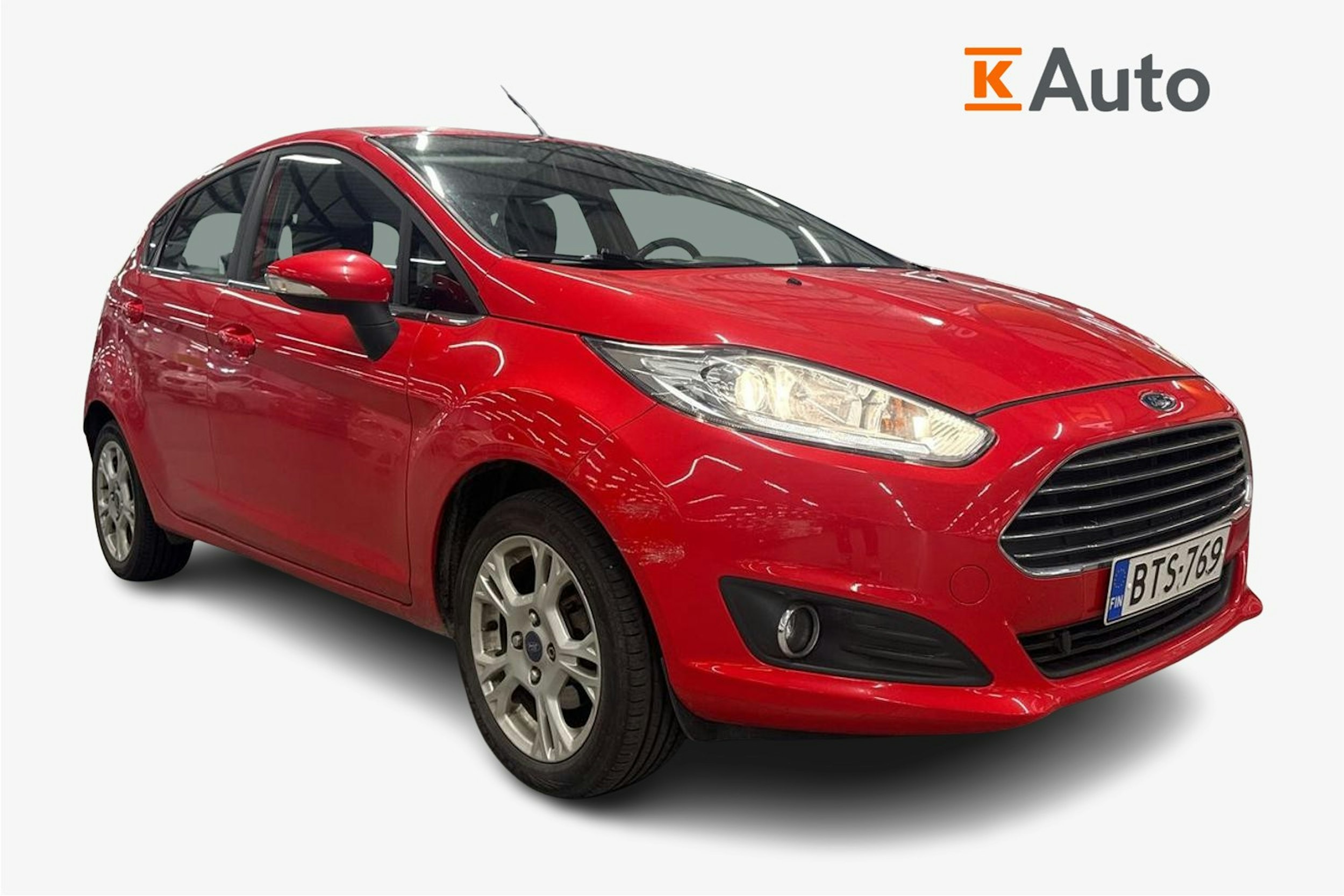punainen Ford Fiesta 2017 kuva 1.
