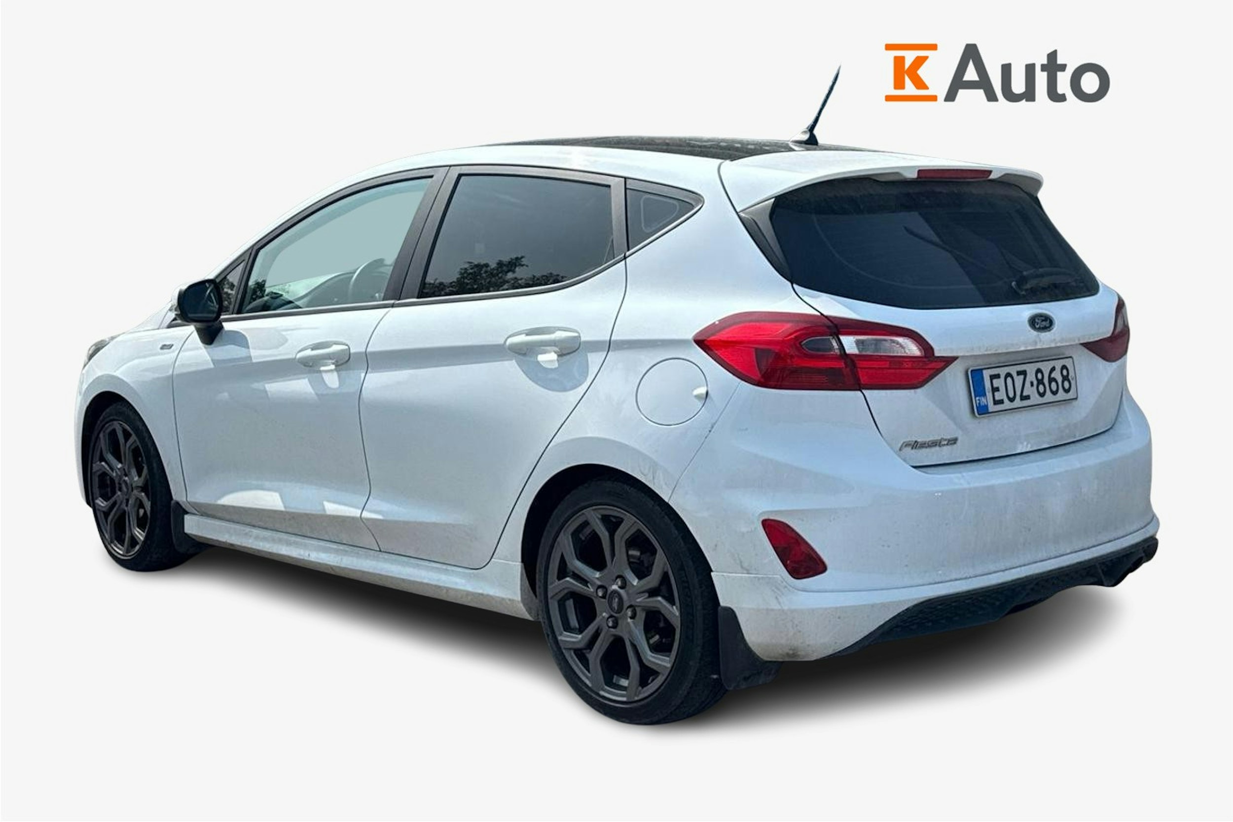valkoinen Ford Fiesta 2017 kuva 2.