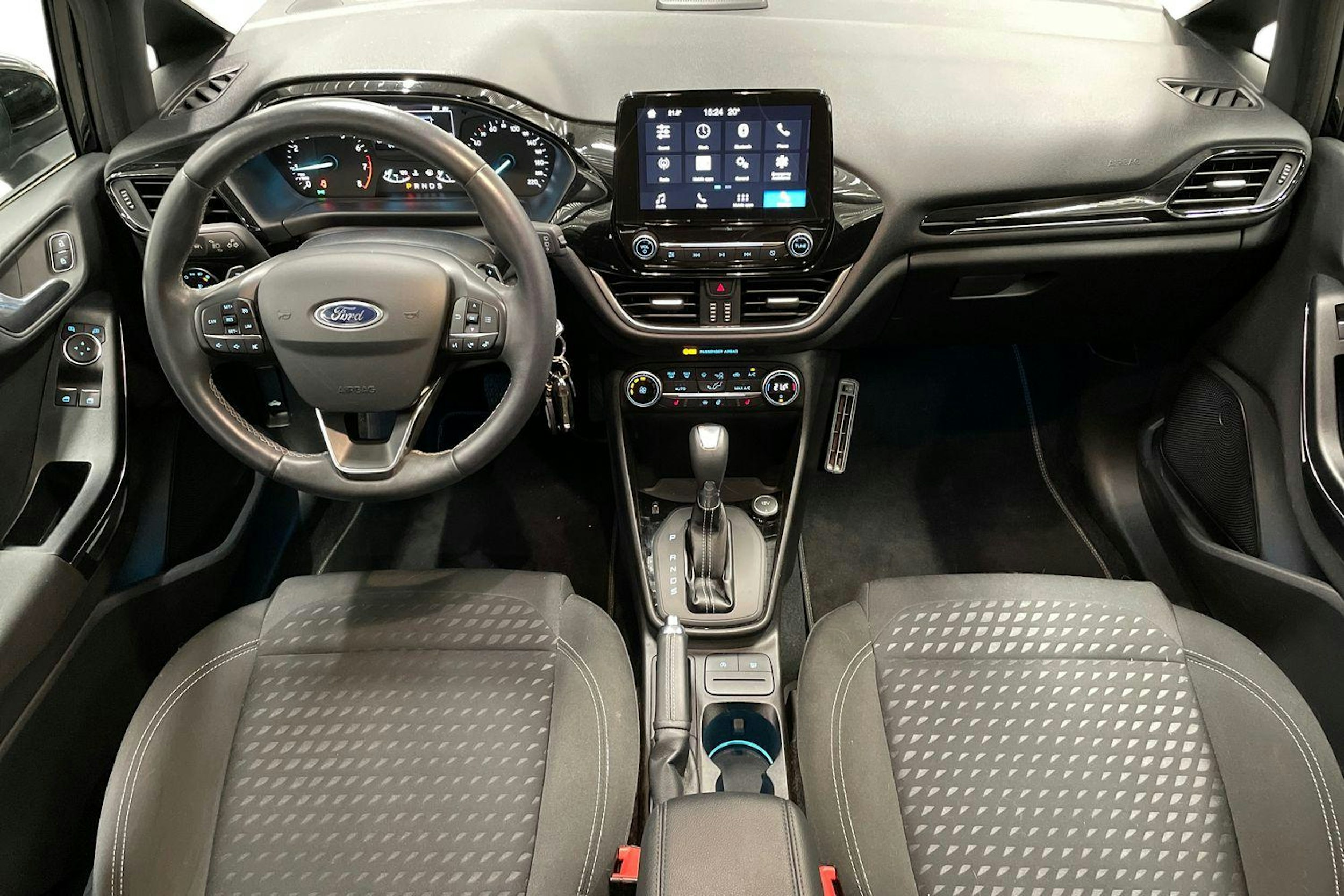 Musta Ford FIESTA 2017 kuva 9.