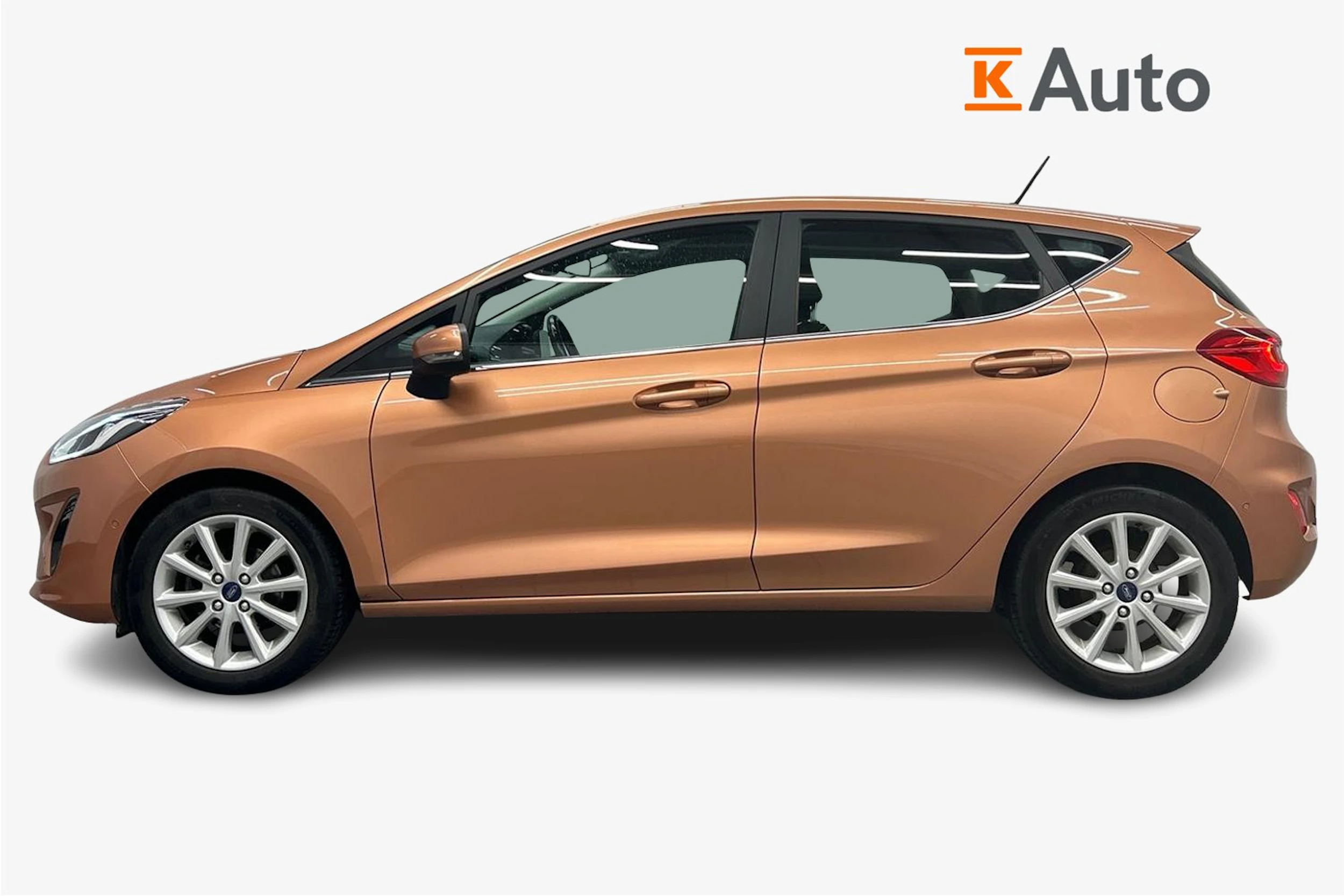 punainen Ford Fiesta 2017 kuva 5.