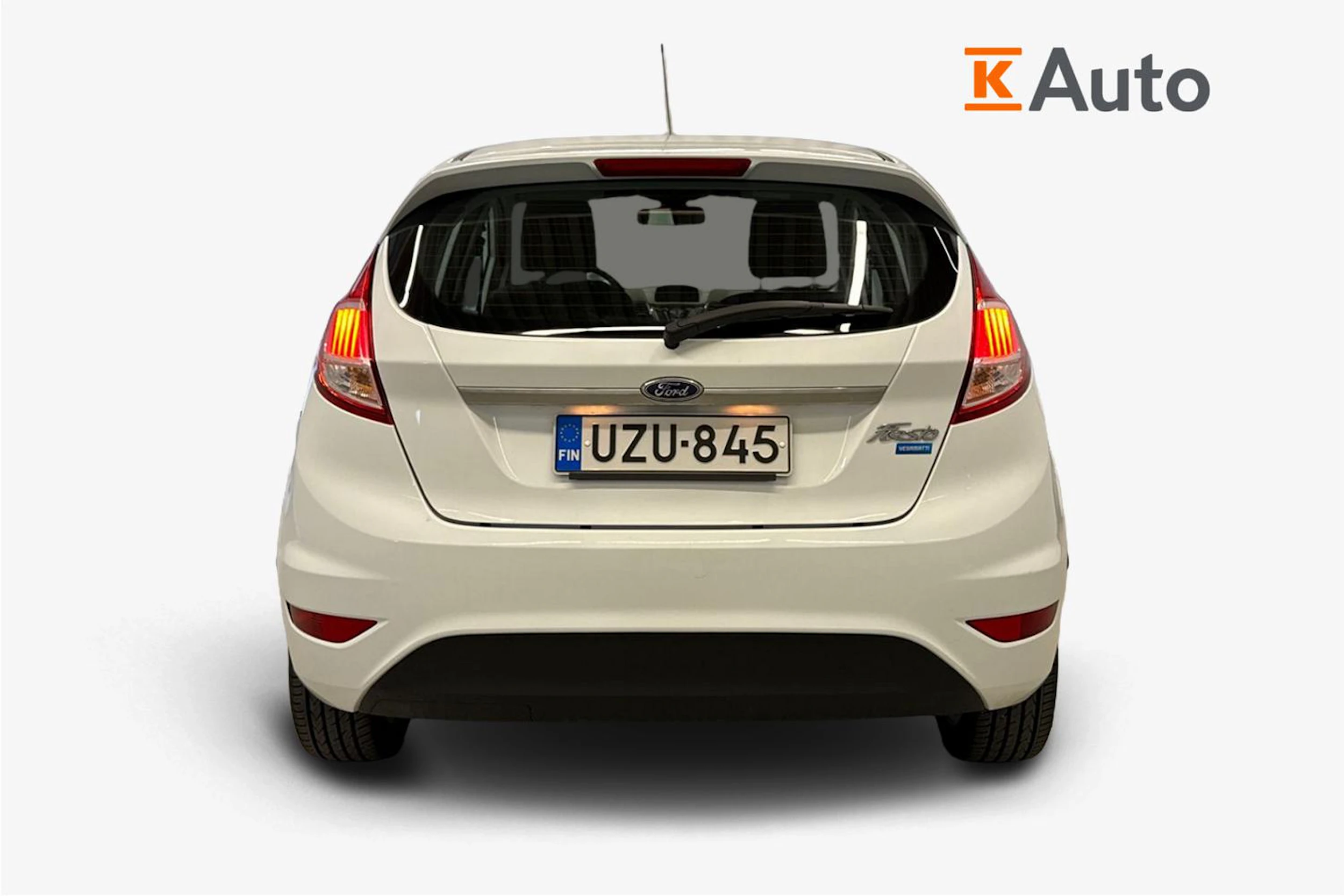 valkoinen Ford Fiesta 2017 kuva 4.