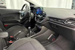 Valkoinen Ford FIESTA 2018 kuva 13.
