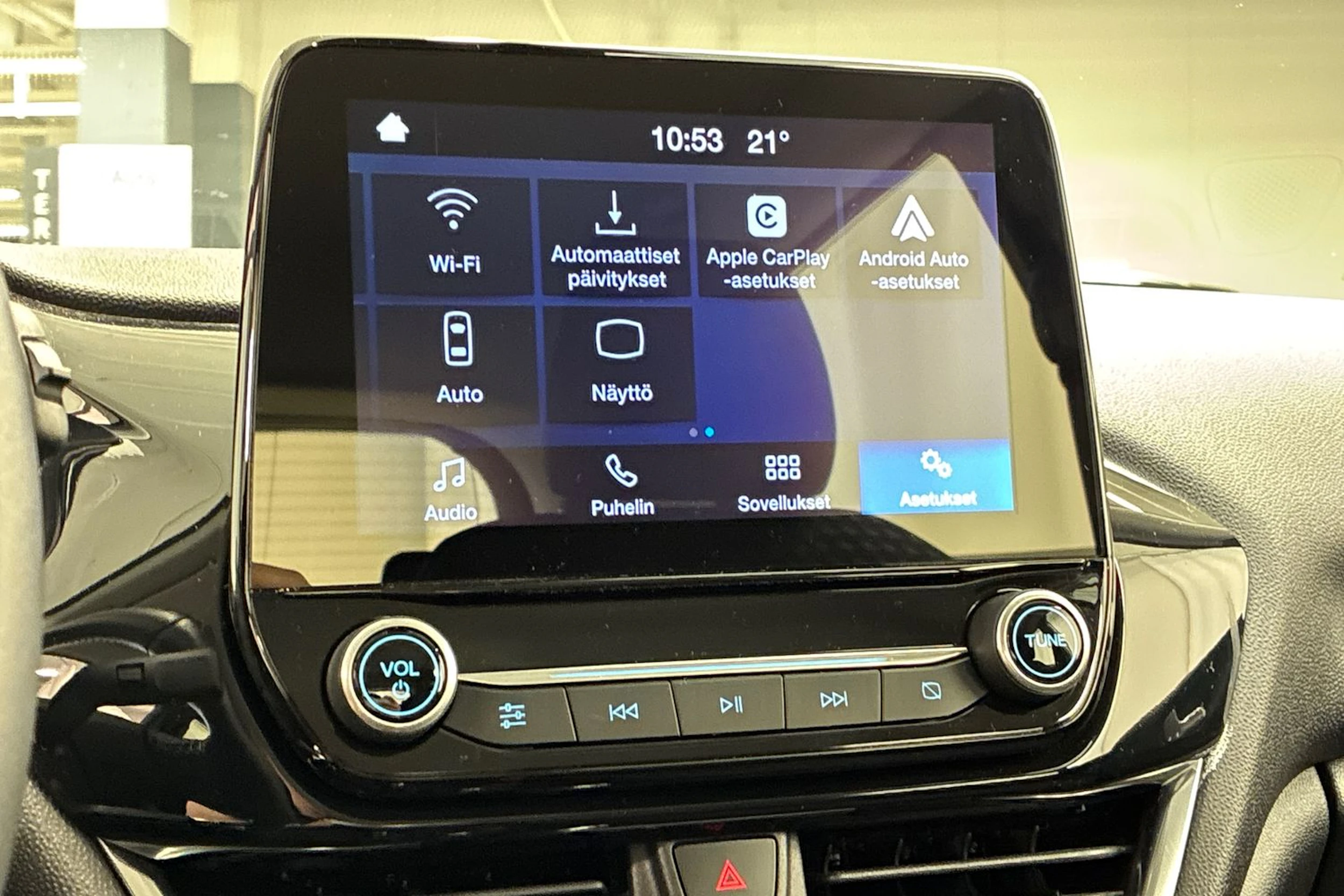 Valkoinen Ford FIESTA 2018 kuva 19.