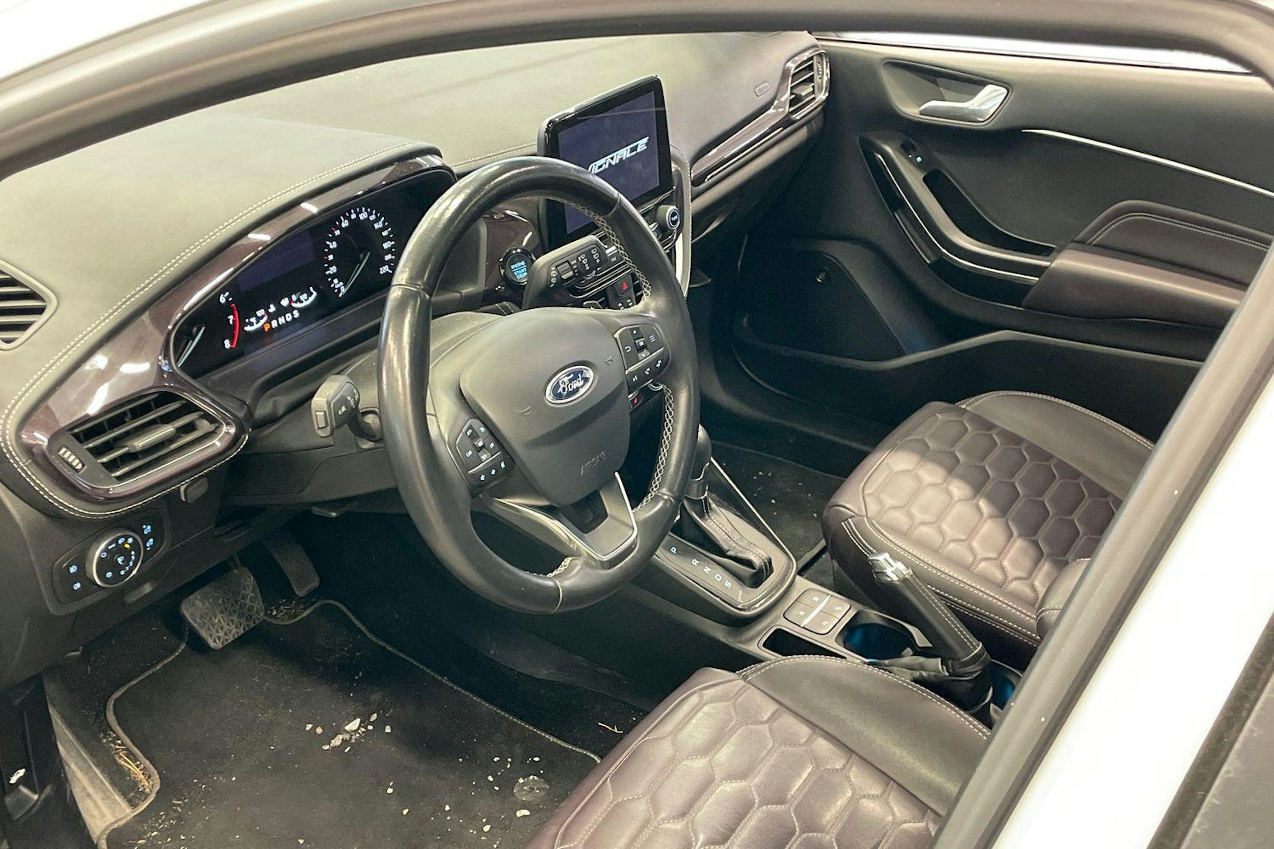 valkoinen Ford Fiesta 2018 kuva 3.