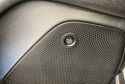 valkoinen Ford Fiesta 2018 kuva 17.