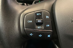 valkoinen Ford Fiesta 2018 kuva 21.