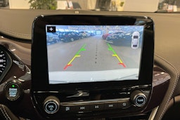 valkoinen Ford Fiesta 2018 kuva 24.