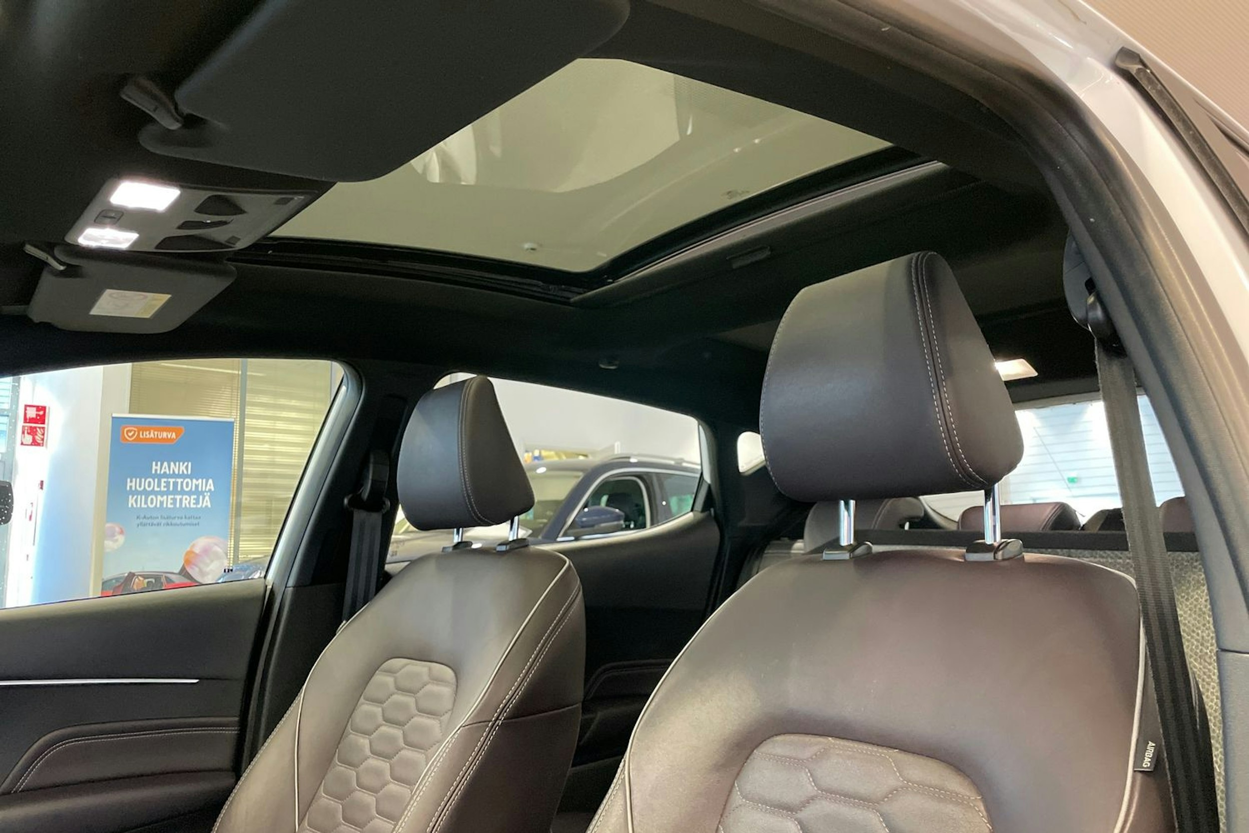 valkoinen Ford Fiesta 2018 kuva 27.