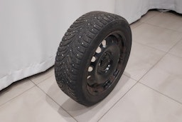 punainen Ford Fiesta 2018 kuva 13.