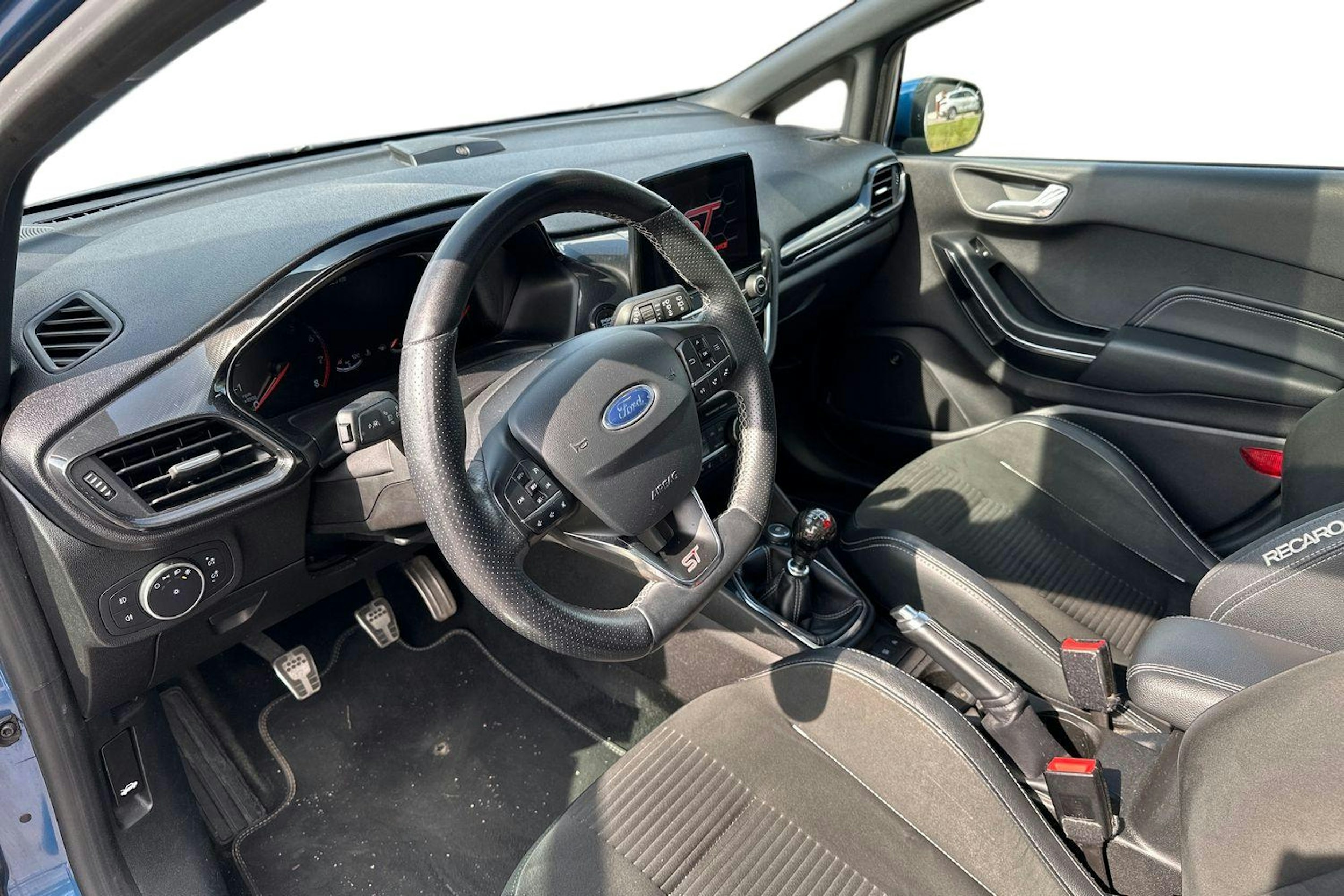 Sininen Ford FIESTA 2018 kuva 3.