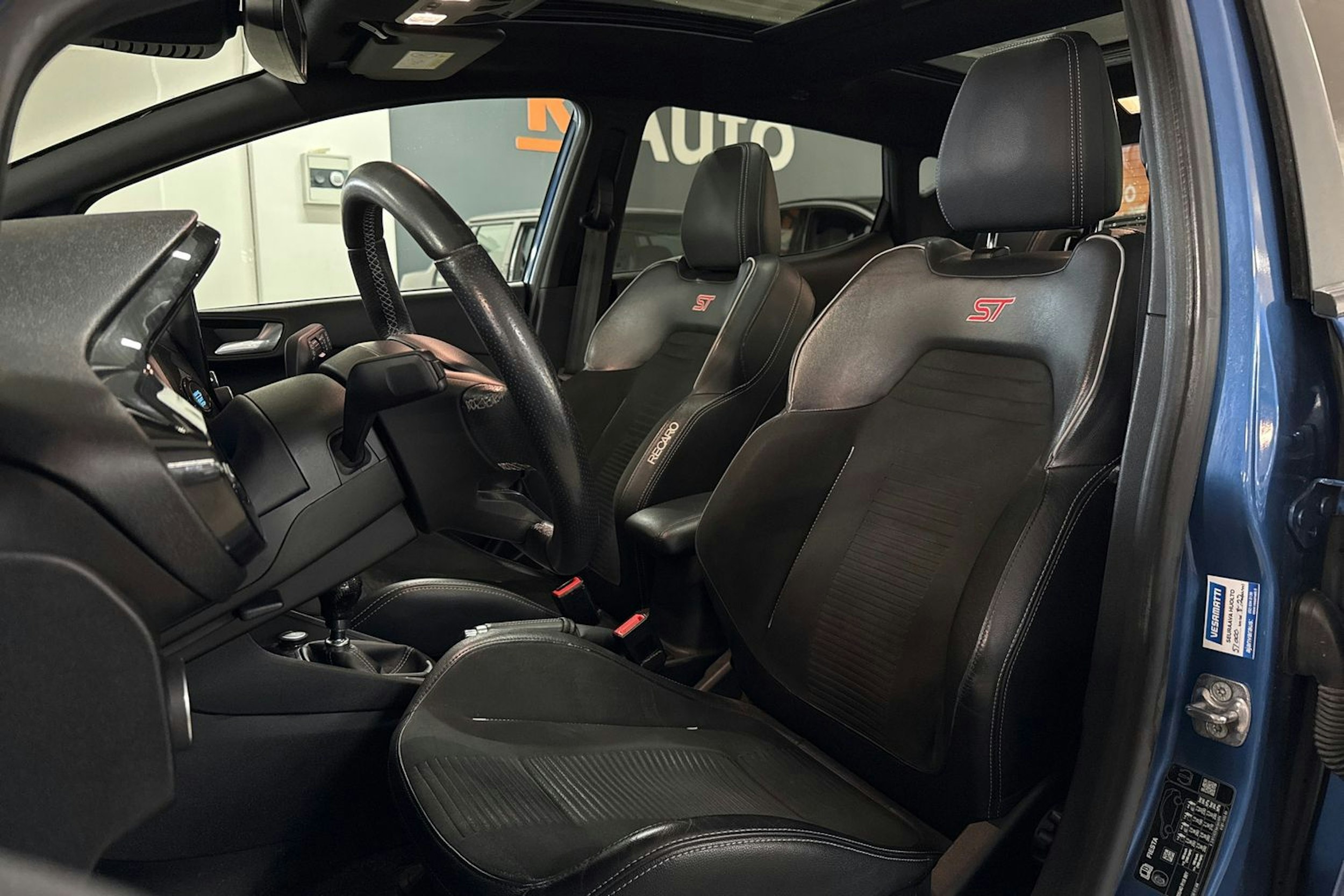 Sininen Ford FIESTA 2018 kuva 16.