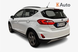 valkoinen Ford Fiesta 2018 kuva 2.