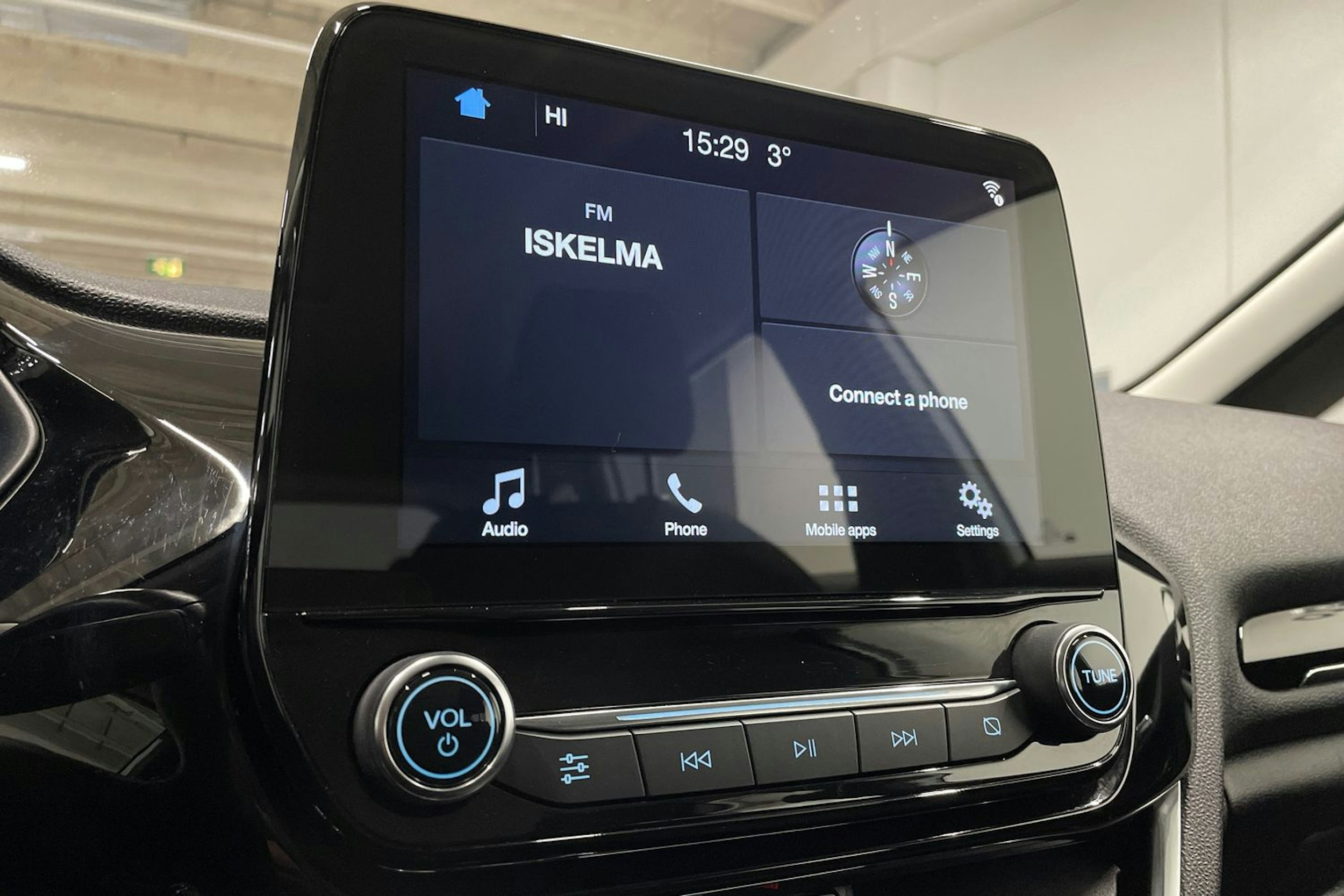 valkoinen Ford Fiesta 2018 kuva 17.