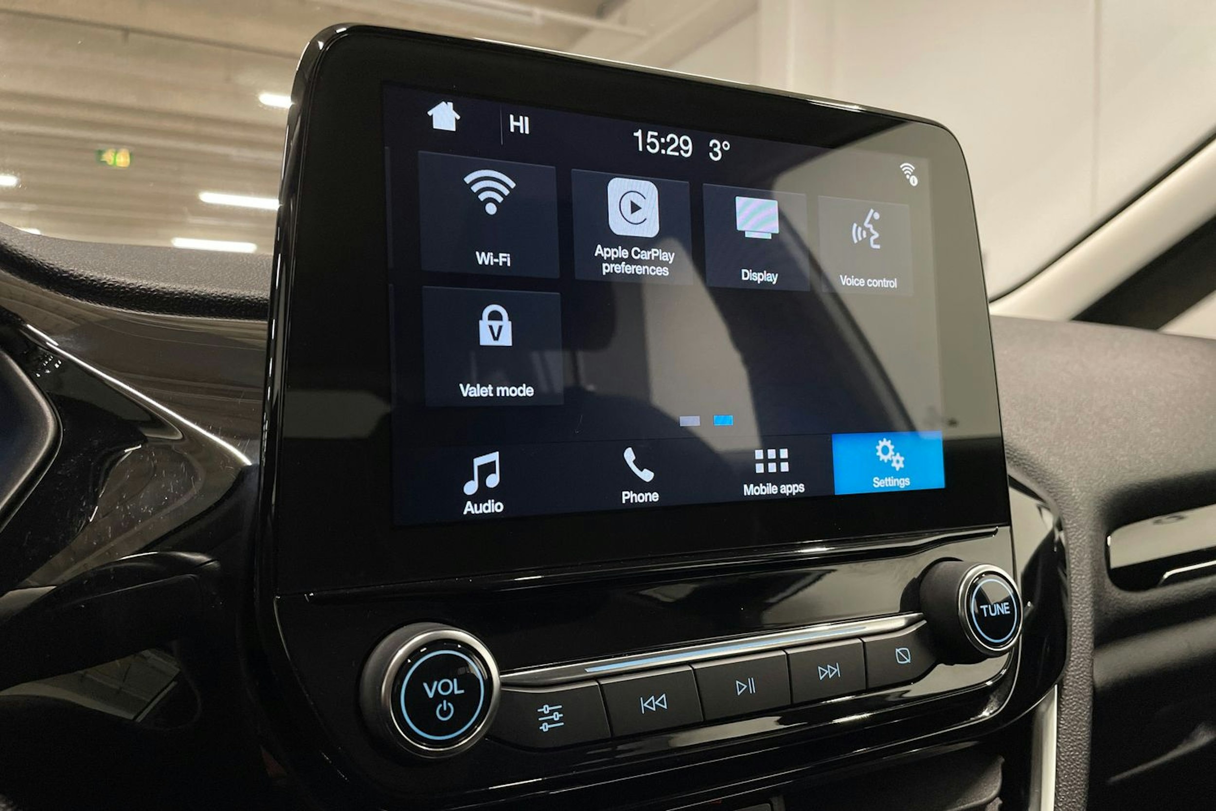 valkoinen Ford Fiesta 2018 kuva 19.