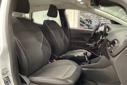 valkoinen Ford Fiesta 2018 kuva 27.