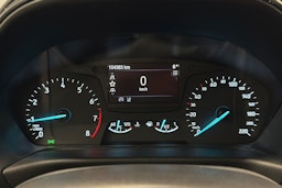 valkoinen Ford Fiesta 2018 kuva 15.