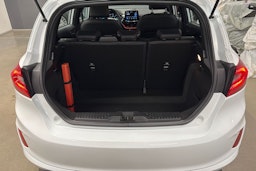 valkoinen Ford Fiesta 2018 kuva 23.