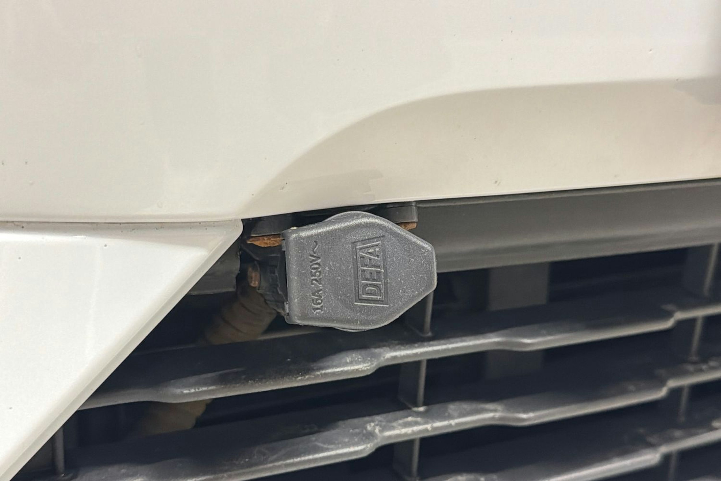 valkoinen Ford Fiesta 2018 kuva 24.