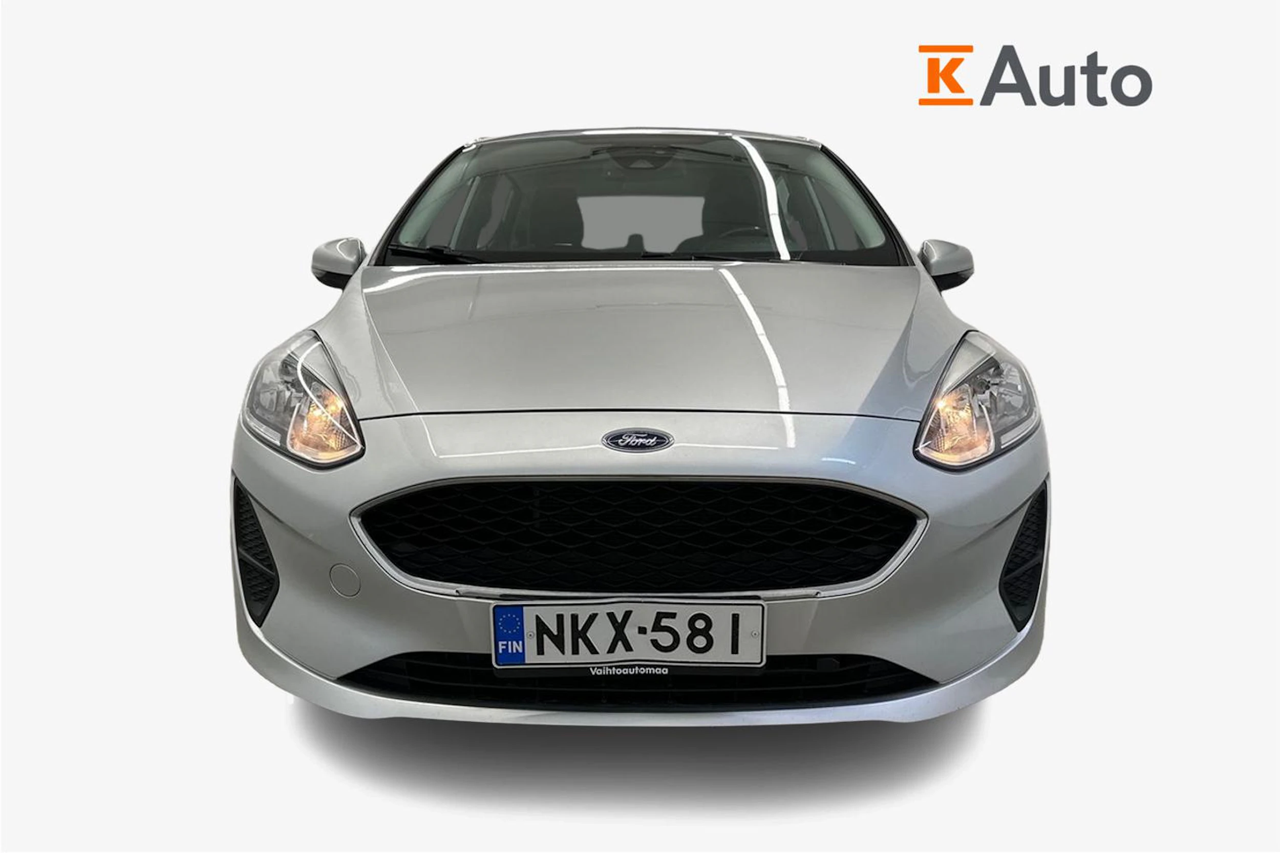 Harmaa Ford FIESTA 2018 kuva 5.