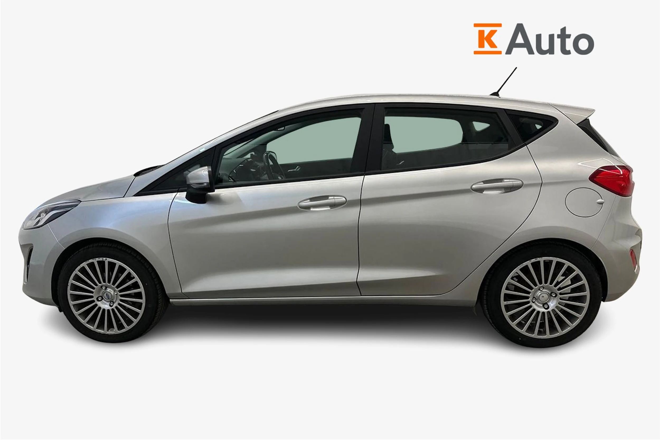 Harmaa Ford FIESTA 2018 kuva 7.