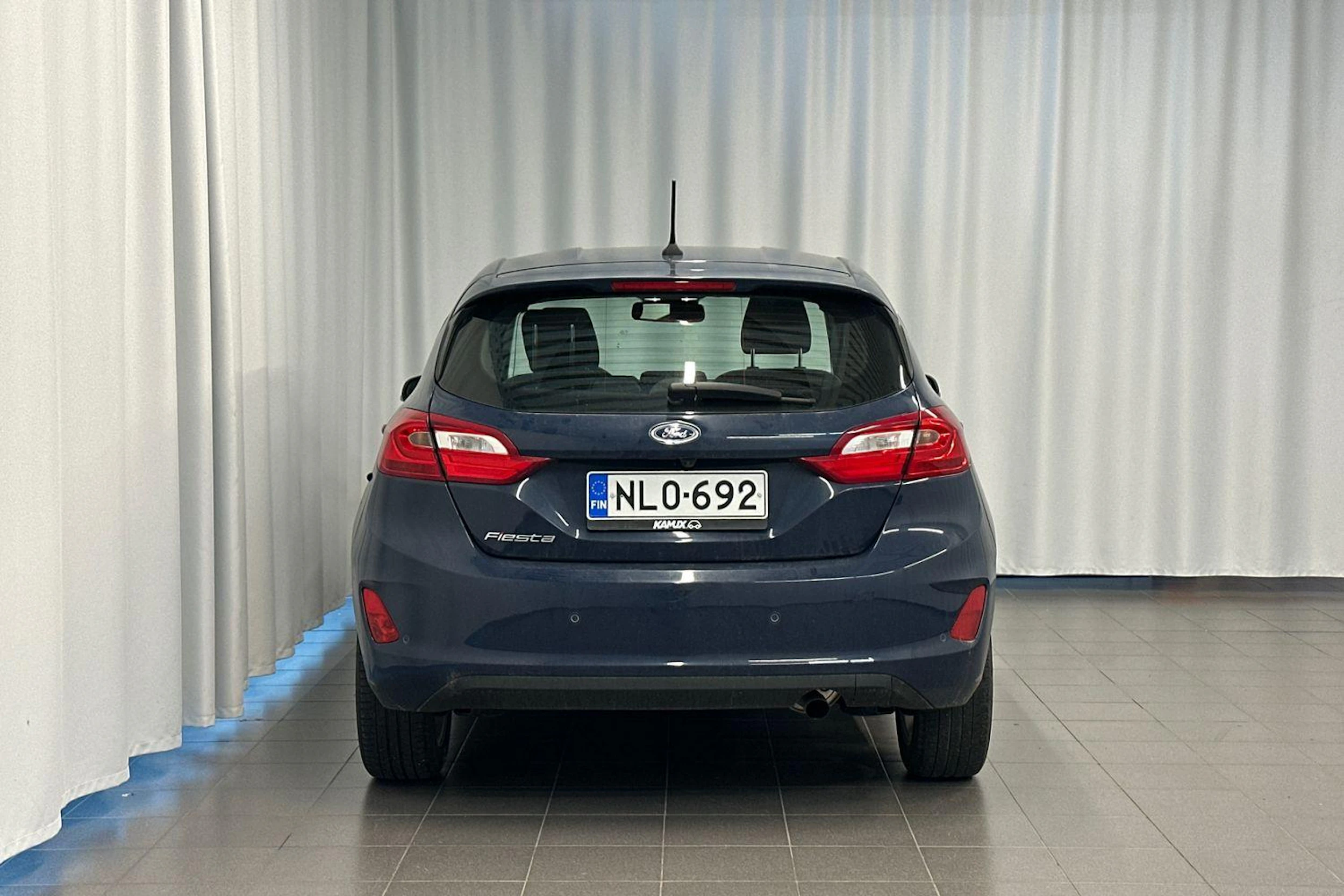 sininen Ford Fiesta 2018 kuva 6.