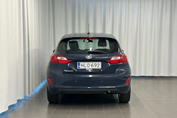 sininen Ford Fiesta 2018 kuva 6.
