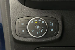sininen Ford Fiesta 2018 kuva 18.