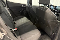 harmaa Ford Fiesta 2018 kuva 12.