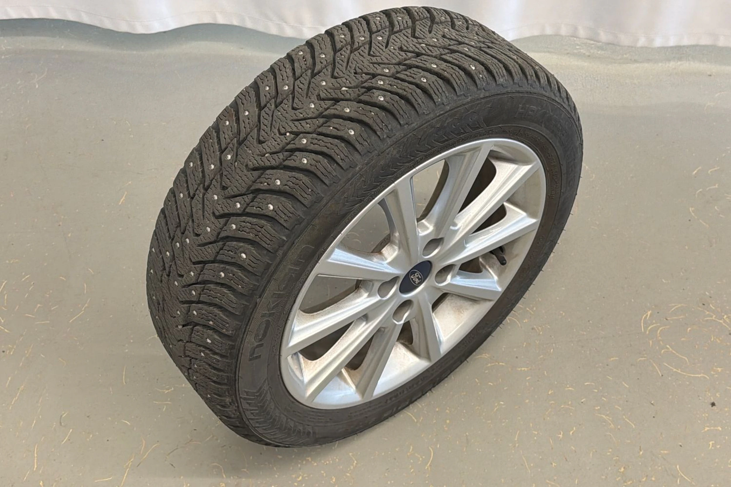 harmaa Ford Fiesta 2018 kuva 14.